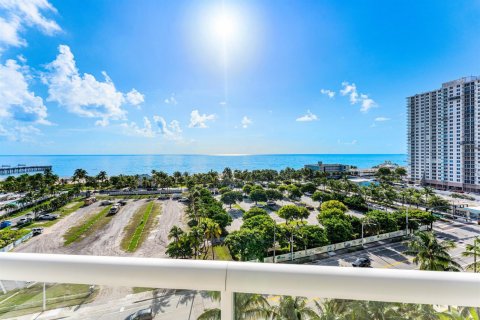 Copropriété à vendre à Pompano Beach, Floride: 2 chambres, 195.84 m2 № 2388426 - photo 10