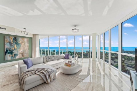 Copropriété à vendre à Pompano Beach, Floride: 2 chambres, 195.84 m2 № 2388426 - photo 2