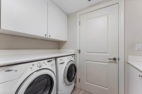 Copropriété à vendre à Pompano Beach, Floride: 2 chambres, 195.84 m2 № 2388426 - photo 29