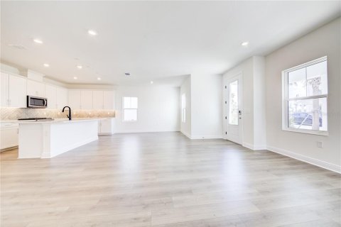 Villa ou maison à vendre à Sarasota, Floride: 4 chambres, 237.55 m2 № 2289813 - photo 8