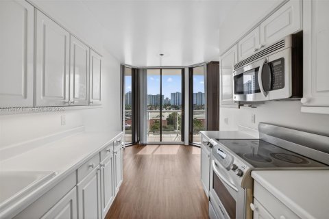 Copropriété à vendre à Aventura, Floride: 2 chambres, 132.85 m2 № 2009881 - photo 25