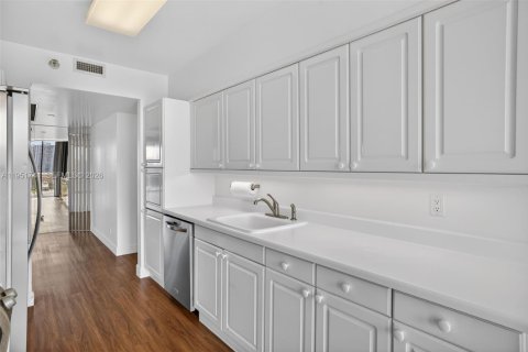 Copropriété à vendre à Aventura, Floride: 2 chambres, 132.85 m2 № 2009881 - photo 28