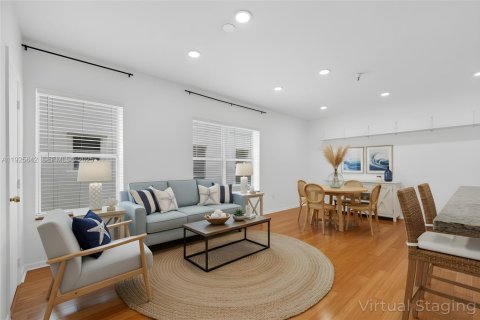 Купить кондоминиум в Майами-Бич, Флорида 2 спальни, 86.49м2, № 1984425 - фото 3