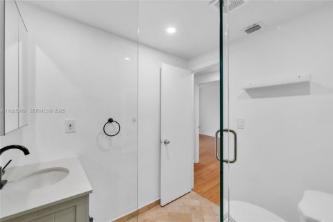 Купить кондоминиум в Майами-Бич, Флорида 2 спальни, 86.49м2, № 1984425 - фото 21