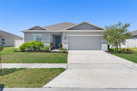 House in Kissimmee, Florida 4 bedrooms, 171.4 sq.m. № 1640843 - photo 1