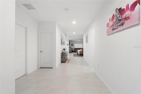 House in Kissimmee, Florida 4 bedrooms, 171.4 sq.m. № 1640843 - photo 5