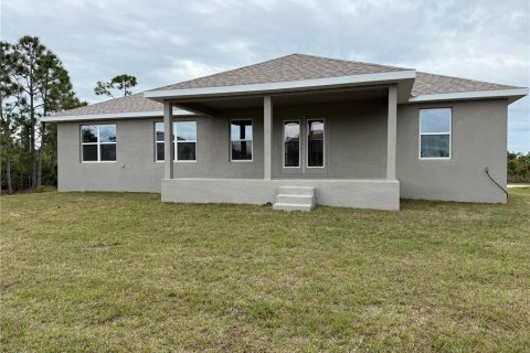 Casa en venta en Port Charlotte, Florida, 4 dormitorios, 196.67 m2 № 2107174 - foto 3