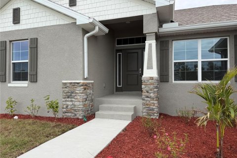 Casa en venta en Port Charlotte, Florida, 4 dormitorios, 196.67 m2 № 2107174 - foto 2