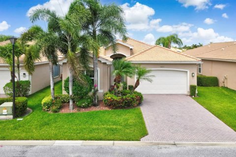 House in Boynton Beach, Florida 2 bedrooms, 205.31 sq.m. № 2086938