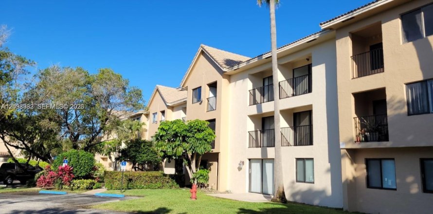 Condo à Coral Springs, Floride, 2 chambres  № 2169313