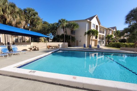 Copropriété à louer à Coral Springs, Floride: 2 chambres, 86.68 m2 № 2169313 - photo 17
