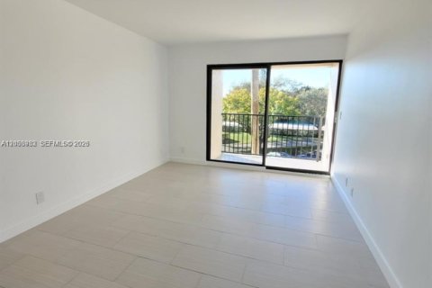 Copropriété à louer à Coral Springs, Floride: 2 chambres, 86.68 m2 № 2169313 - photo 10