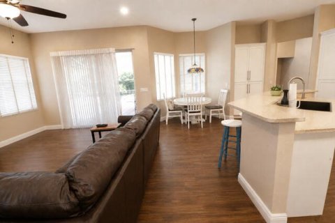 Villa ou maison à vendre à Lake Worth, Floride: 4 chambres, 230.4 m2 № 2343484 - photo 10