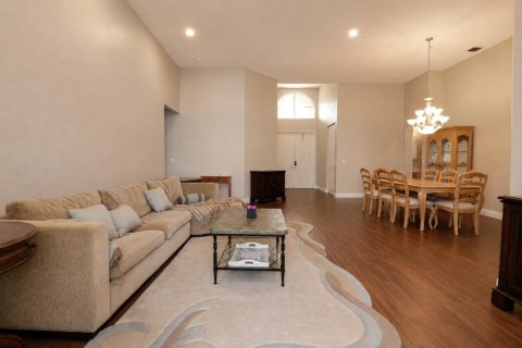 Villa ou maison à vendre à Lake Worth, Floride: 4 chambres, 230.4 m2 № 2343484 - photo 6