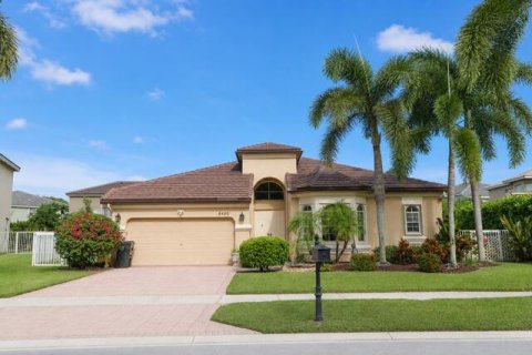 Villa ou maison à vendre à Lake Worth, Floride: 4 chambres, 230.4 m2 № 2343484 - photo 2
