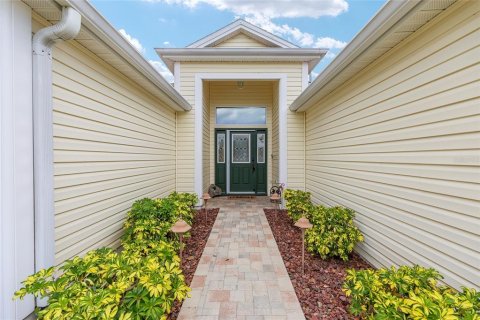 House in The Villages, Florida 3 bedrooms, 192.77 sq.m. № 1686443 - photo 7