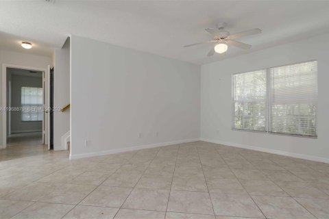 Touwnhouse à louer à West Palm Beach, Floride: 4 chambres, 166.3 m2 № 2032198 - photo 5
