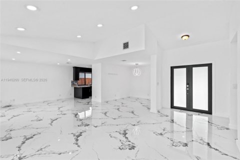 Villa ou maison à louer à Pembroke Pines, Floride: 3 chambres, 145.21 m2 № 1997217 - photo 7