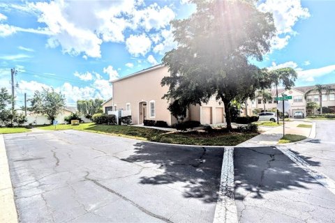 Adosado en alquiler en Sarasota, Florida, 3 dormitorios, 155.15 m2 № 1893874 - foto 2