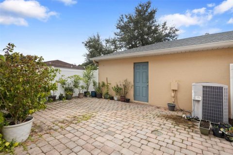 Townhouse in Orlando, Florida 3 bedrooms, 173.91 sq.m. № 1919628 - photo 16