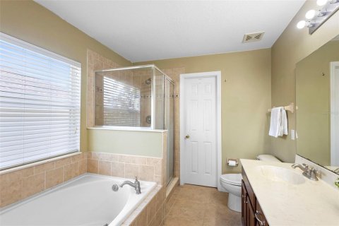 Townhouse in Orlando, Florida 3 bedrooms, 173.91 sq.m. № 1919628 - photo 11
