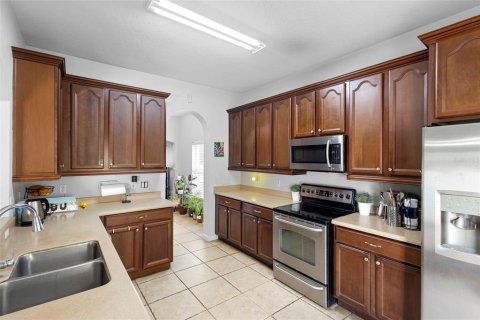 Townhouse in Orlando, Florida 3 bedrooms, 173.91 sq.m. № 1919628 - photo 4