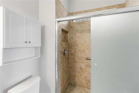 Touwnhouse à louer à Orlando, Floride: 4 chambres, 170.01 m2 № 2399504 - photo 15