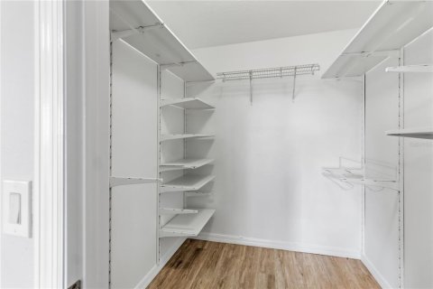 Touwnhouse à louer à Orlando, Floride: 4 chambres, 170.01 m2 № 2399504 - photo 25