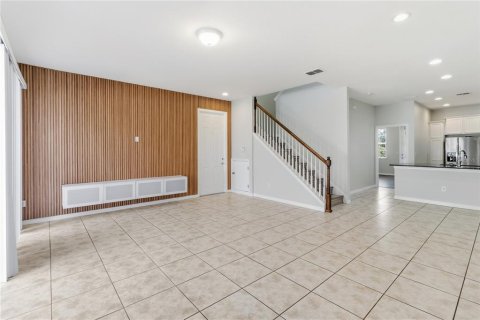 Touwnhouse à louer à Orlando, Floride: 4 chambres, 170.01 m2 № 2399504 - photo 6