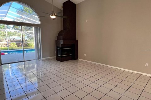 Casa en alquiler en Trinity, Florida, 4 dormitorios, 244.15 m2 № 1919295 - foto 9
