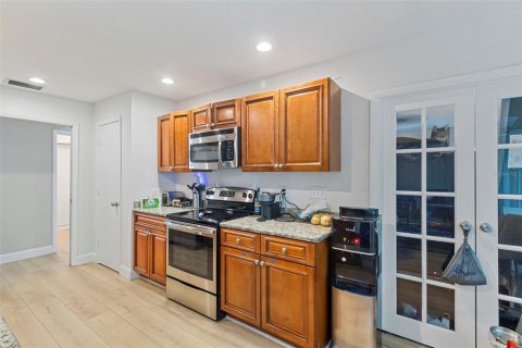 Casa en alquiler en Sarasota, Florida, 3 dormitorios, 156.54 m2 № 2277297 - foto 13