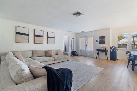 Casa en alquiler en Sarasota, Florida, 3 dormitorios, 156.54 m2 № 2277297 - foto 8