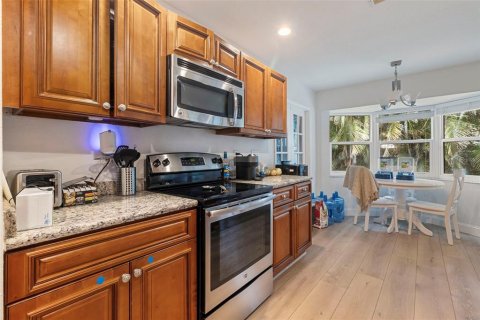 Casa en alquiler en Sarasota, Florida, 3 dormitorios, 156.54 m2 № 2277297 - foto 11