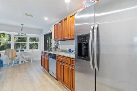 Casa en alquiler en Sarasota, Florida, 3 dormitorios, 156.54 m2 № 2277297 - foto 10