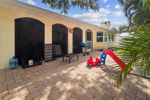 Casa en alquiler en Sarasota, Florida, 3 dormitorios, 156.54 m2 № 2277297 - foto 28