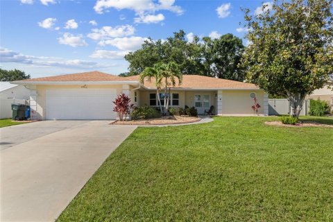 Casa en alquiler en Sarasota, Florida, 3 dormitorios, 156.54 m2 № 2277297 - foto 2