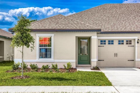 House in Lake Alfred, Florida 2 bedrooms, 106.56 sq.m. № 1778462 - photo 1