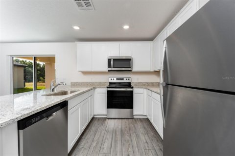 House in Lake Alfred, Florida 2 bedrooms, 106.56 sq.m. № 1778462 - photo 5