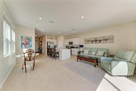 Touwnhouse à vendre à Sarasota, Floride: 3 chambres, 148.36 m2 № 2431610 - photo 7