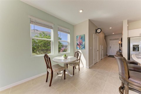 Touwnhouse à vendre à Sarasota, Floride: 3 chambres, 148.36 m2 № 2431610 - photo 12