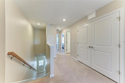 Touwnhouse à vendre à Sarasota, Floride: 3 chambres, 148.36 m2 № 2431610 - photo 17