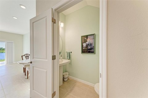 Touwnhouse à vendre à Sarasota, Floride: 3 chambres, 148.36 m2 № 2431610 - photo 14