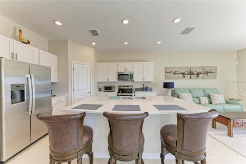 Touwnhouse à vendre à Sarasota, Floride: 3 chambres, 148.36 m2 № 2431610 - photo 9