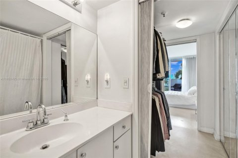 Copropriété à vendre à Miami Beach, Floride: 2 chambres, 80.82 m2 № 1872432 - photo 21