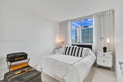Copropriété à vendre à Miami Beach, Floride: 2 chambres, 80.82 m2 № 1872432 - photo 22