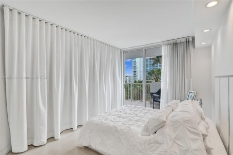 Copropriété à vendre à Miami Beach, Floride: 2 chambres, 80.82 m2 № 1872432 - photo 15