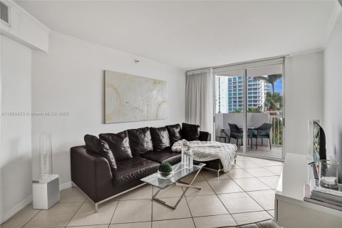 Copropriété à vendre à Miami Beach, Floride: 2 chambres, 80.82 m2 № 1872432 - photo 7