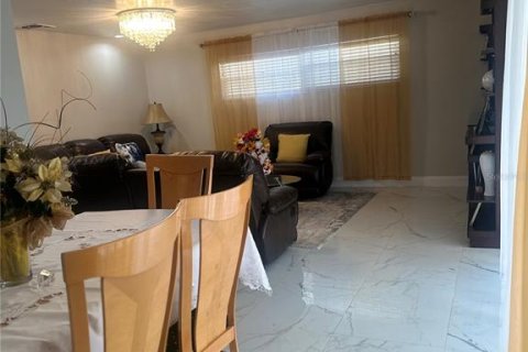 Купить виллу или дом в Орландо, Флорида 6 комнат, 208.29м2, № 2144076 - фото 12