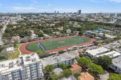Copropriété à vendre à Miami Beach, Floride: 1 chambre, 66.89 m2 № 1772603 - photo 22
