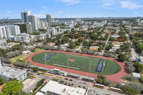 Copropriété à vendre à Miami Beach, Floride: 1 chambre, 66.89 m2 № 1772603 - photo 21
